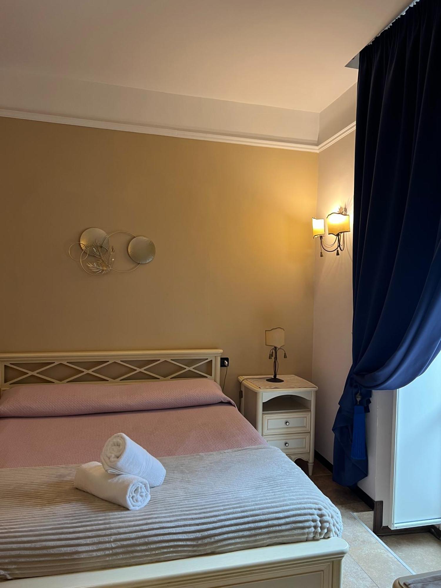 B&B La Dimora Di Nettuno Nápoles Exterior foto